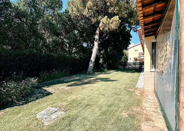 Casa Girassol With A Beautiful Private Pool And Garden