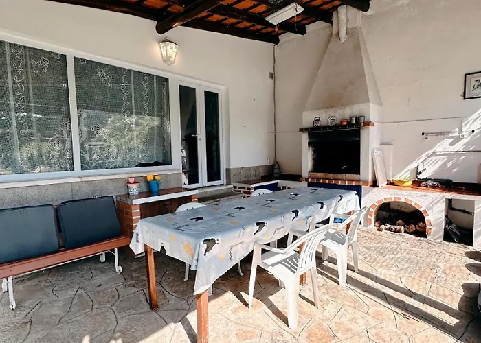 Casa Girassol With A Beautiful Private Pool And Garden
