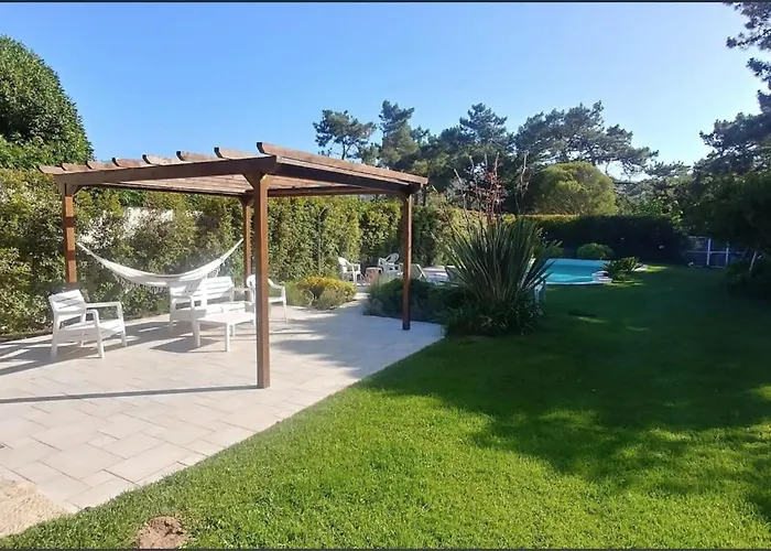 Casa Girassol With A Beautiful Private Pool And Garden