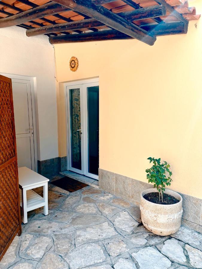 Casa Girassol With A Beautiful Private Pool And Garden Holiday home Sintra
