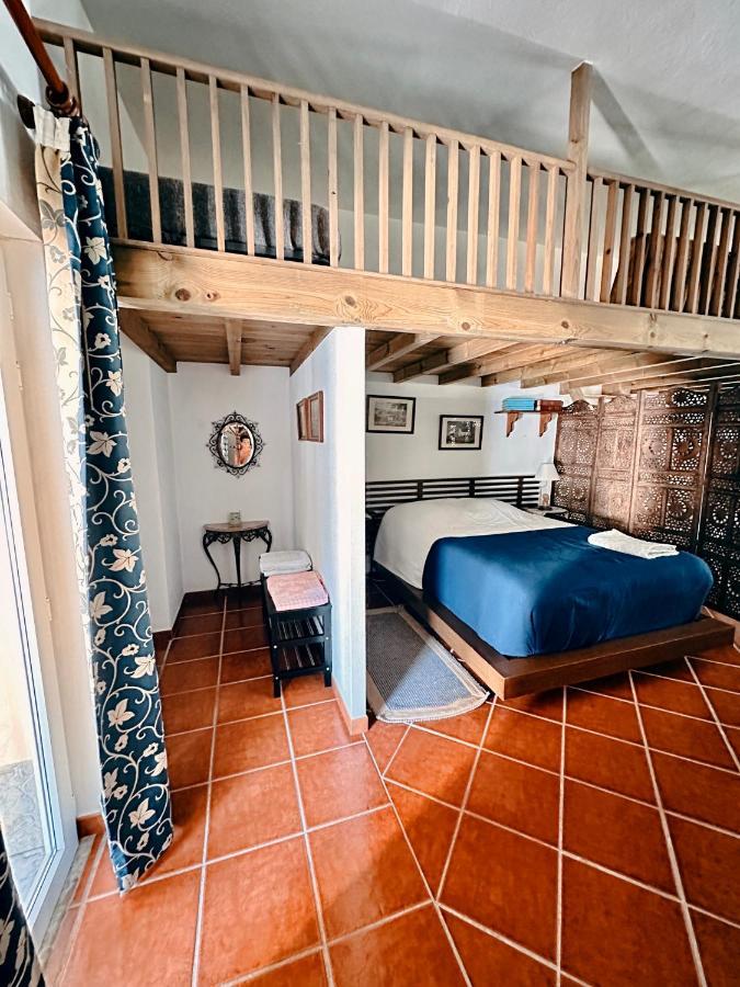 Casa Girassol With A Beautiful Private Pool And Garden Holiday home