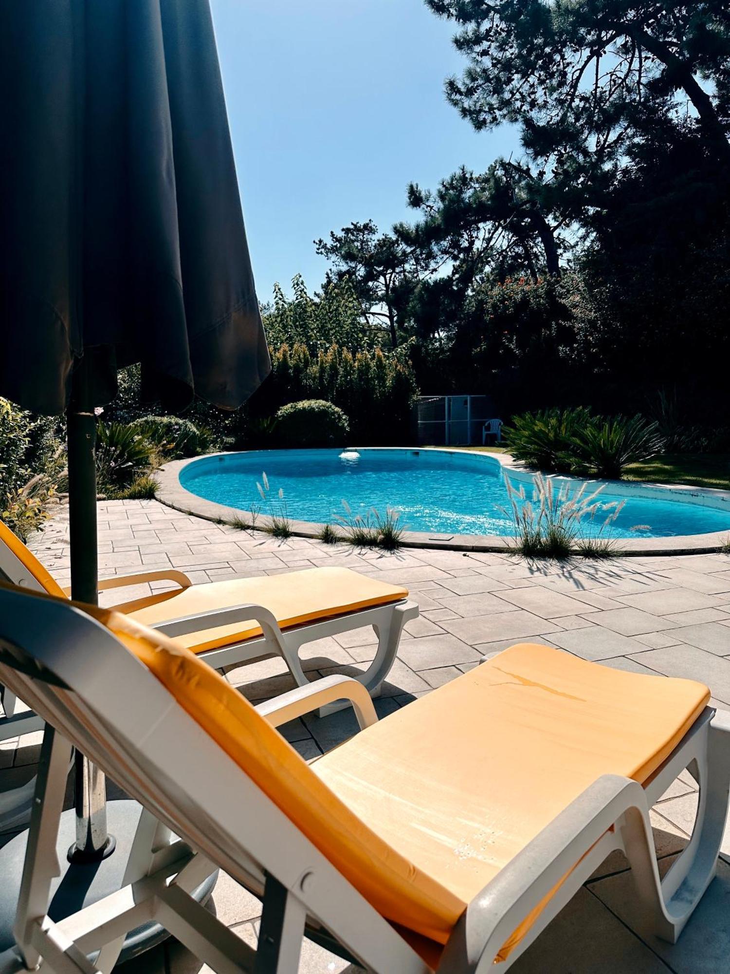 Casa Girassol With A Beautiful Private Pool And Garden Holiday home