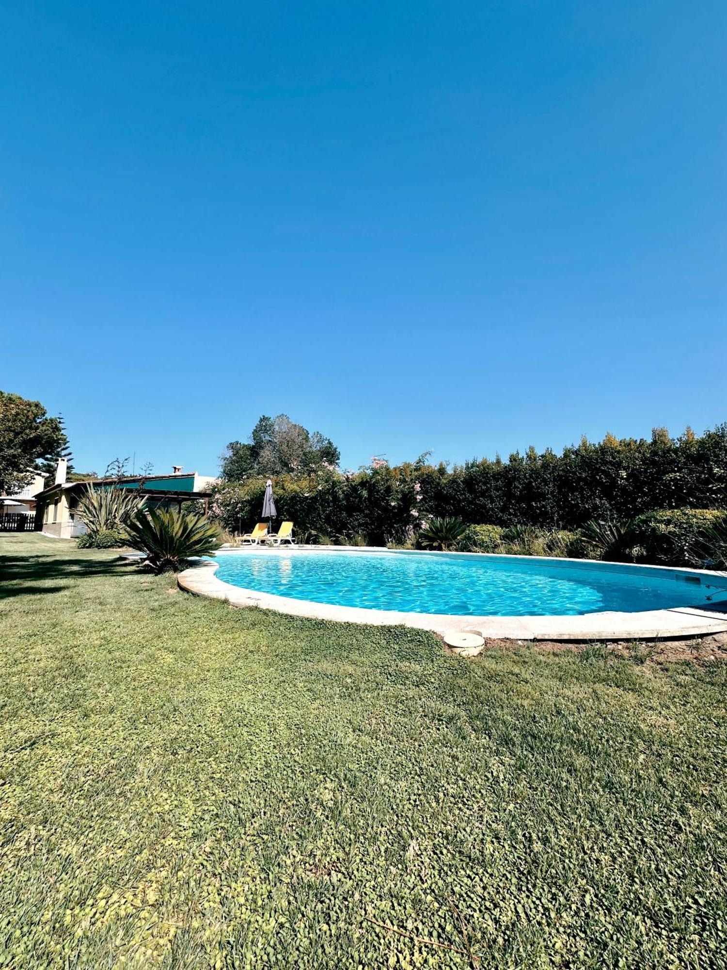 Casa Girassol With A Beautiful Private Pool And Garden