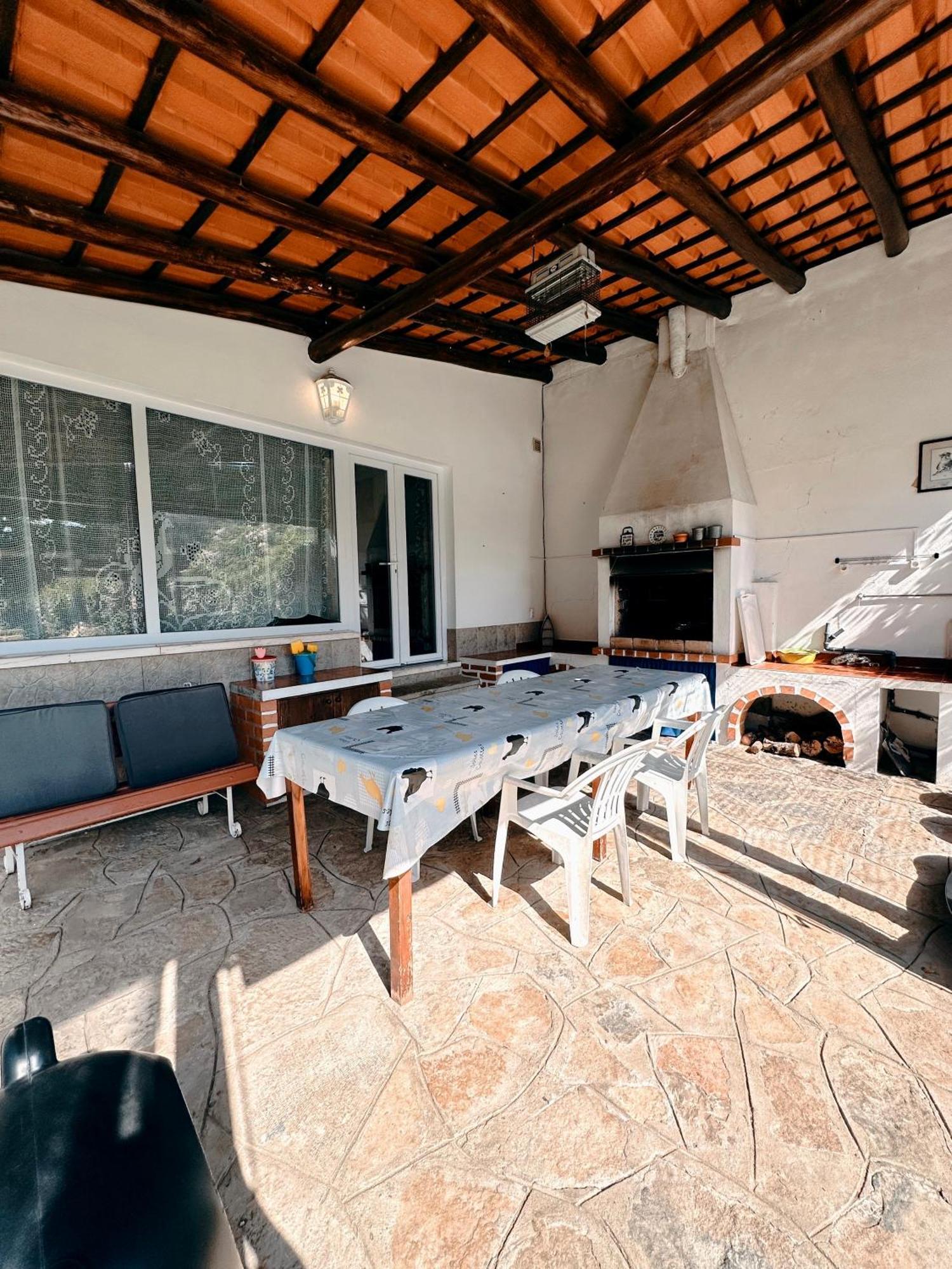 Casa Girassol With A Beautiful Private Pool And Garden